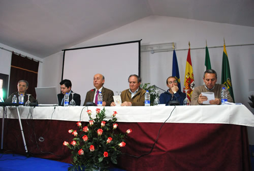Los participantes en la mesa redonda